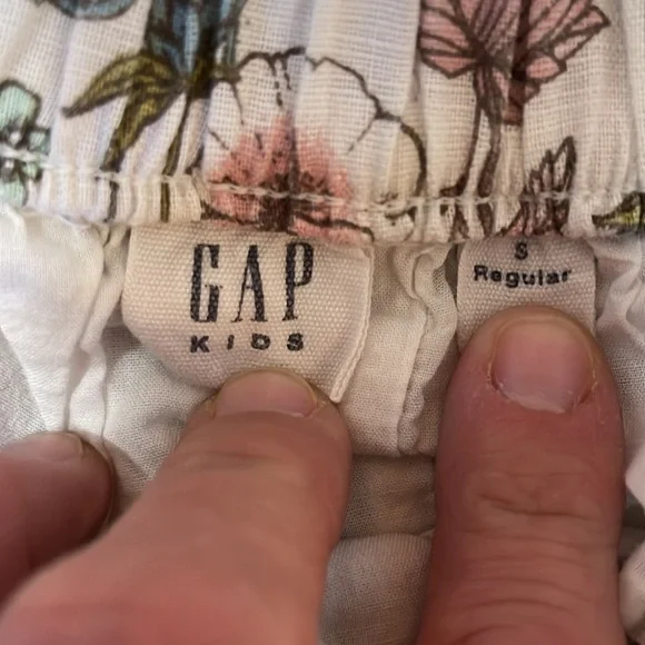 Gap Kids Girl’s Floral Skirt size Small 6/7 Fully Lined Elastic Stretch Waist - Picture 2 of 5